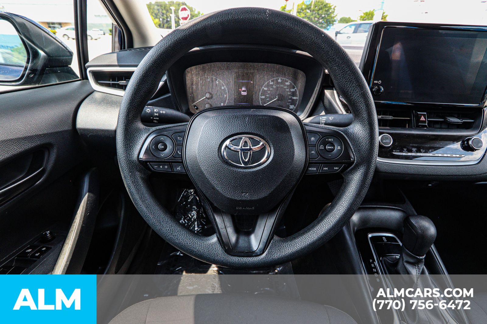 2023 Toyota Corolla LE photo 29