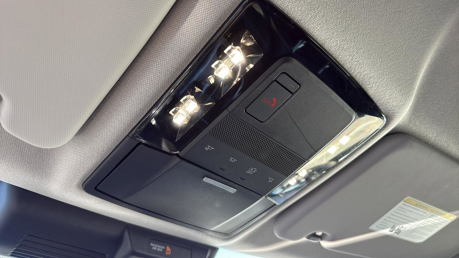 Used Car 2025 Mitsubishi Outlander  Se For Sale Under $30,000 In Austin, Texas