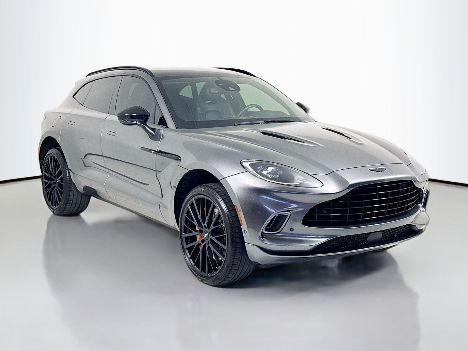 Gray (Magnetic Silver) 2022 Aston Martin DBX AWD SUV / Crossover All-Wheel Drive 9-Speed Automatic