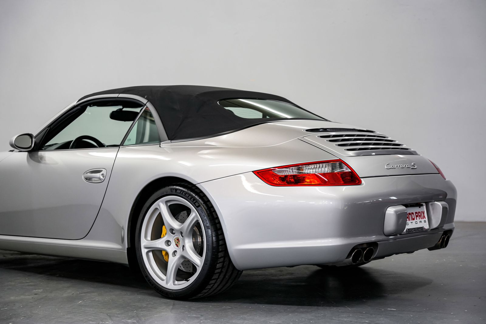 2005 Porsche 911 Carrera S — photo 33
