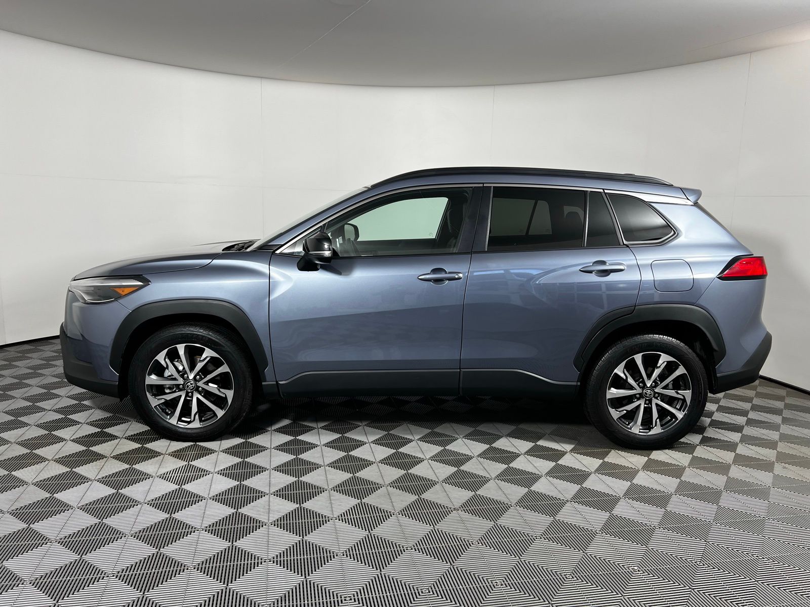 Thumbnail: 2025 Toyota Corolla Cross - 7