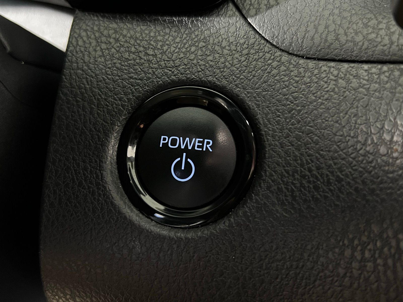 Thumbnail: 2025 Toyota Camry - 19