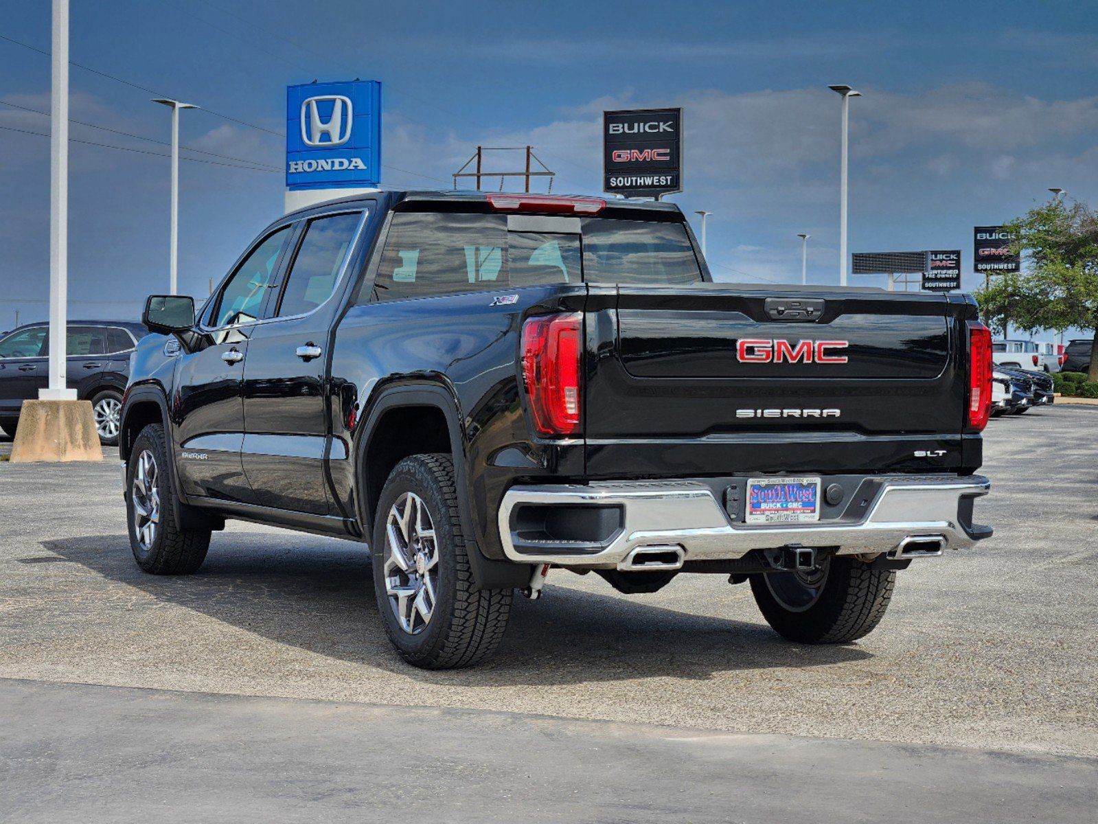 2025 GMC Sierra 1500 SLT 6