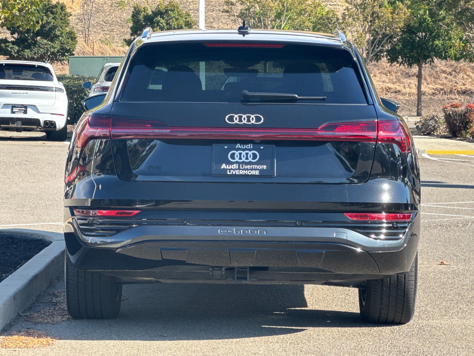 2024 Audi Q8 e-tron Premium Plus — full photo 5 of 29