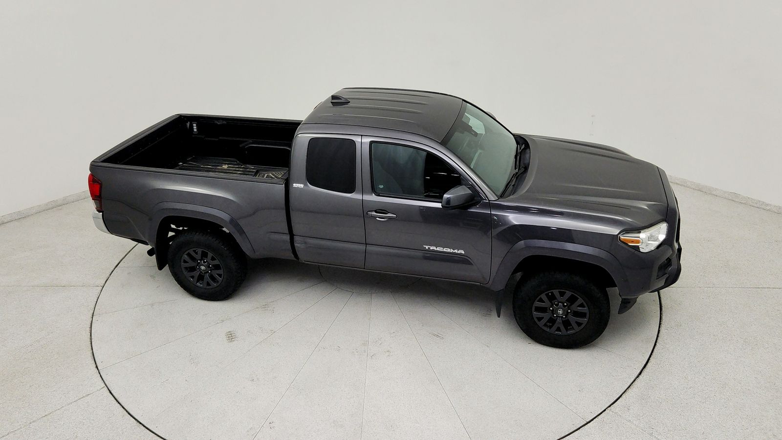 Used 2020 Gray Toyota SR5 image 20