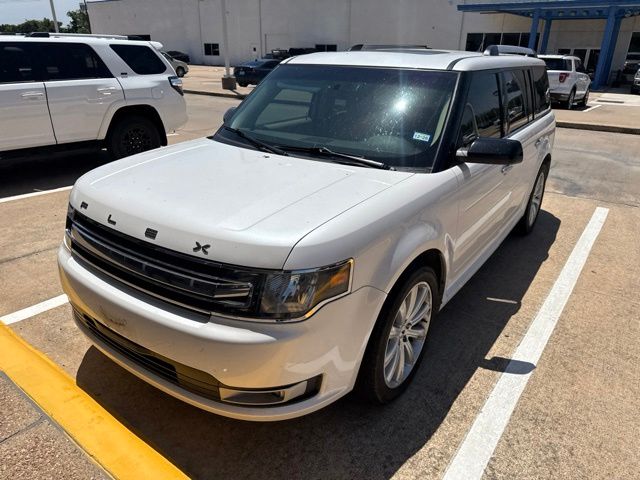 View vehicle photo 3