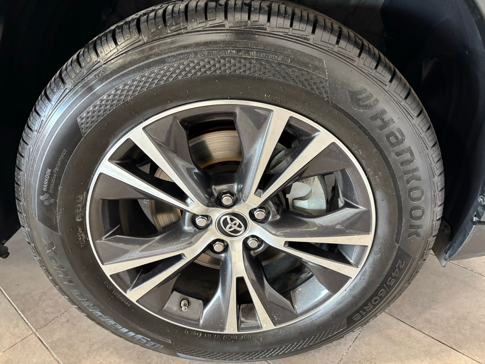 Used Car 2019 Toyota Highlander  For Sale Under $25,000 In Austin, Texas