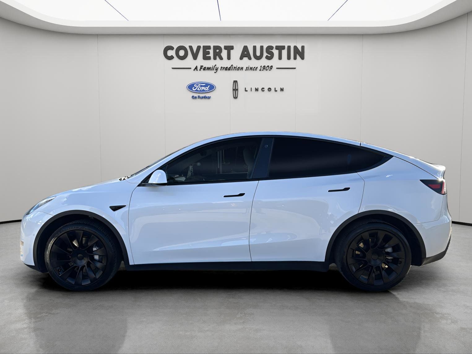 Used Car 2021 Tesla Model Y  Long Range For Sale Under $30,000 In Austin, Texas
