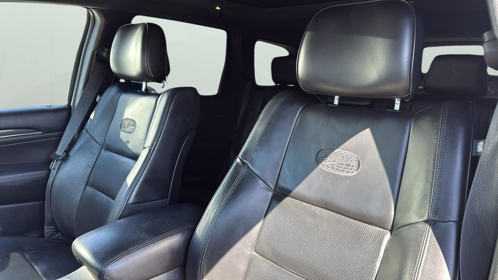 Used Car 2018 Jeep Grand Cherokee  Overland For Sale Under $25,000 In Austin, Texas