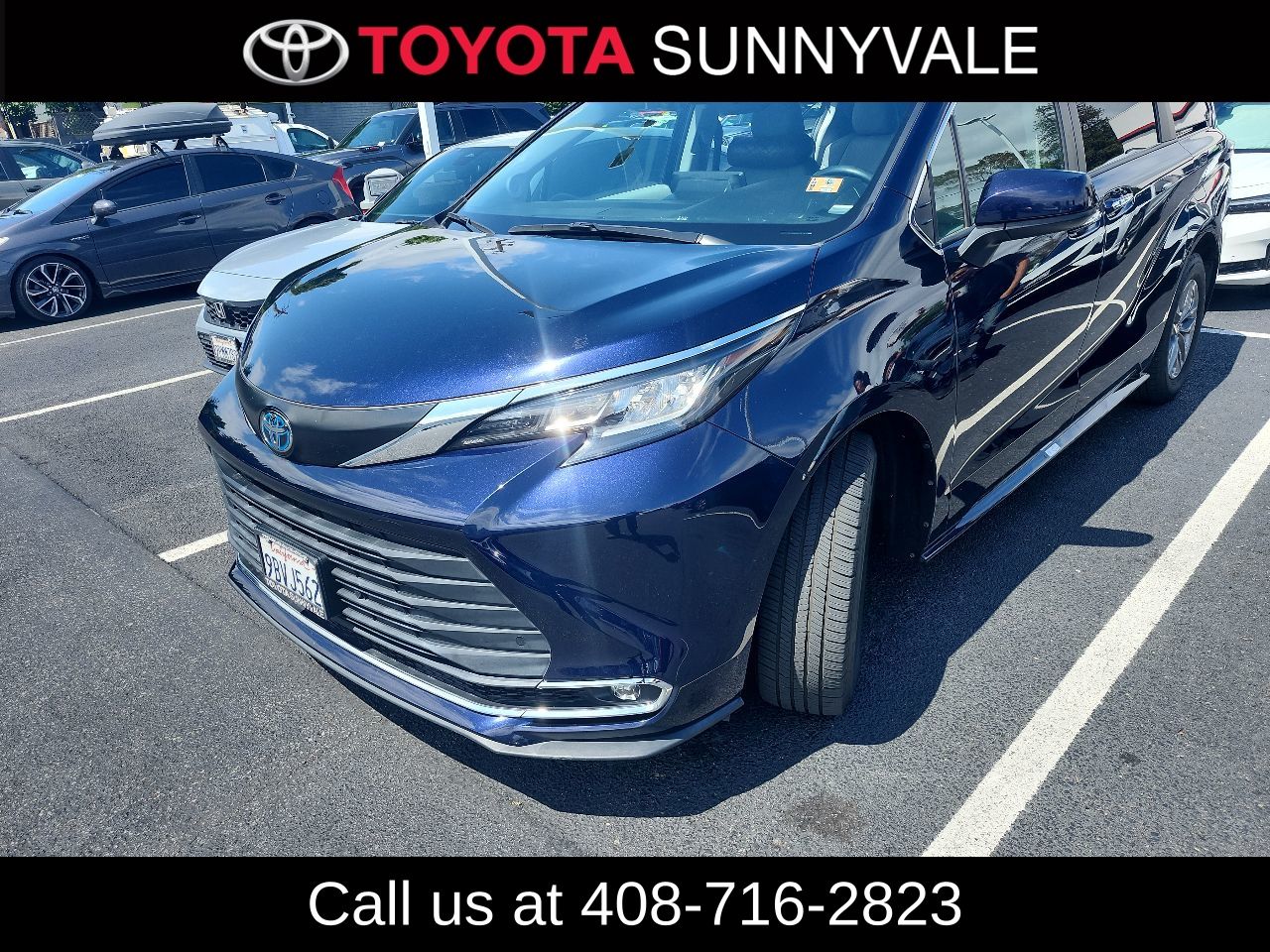 2022 Toyota Sienna XLE 7-Passenger FWD