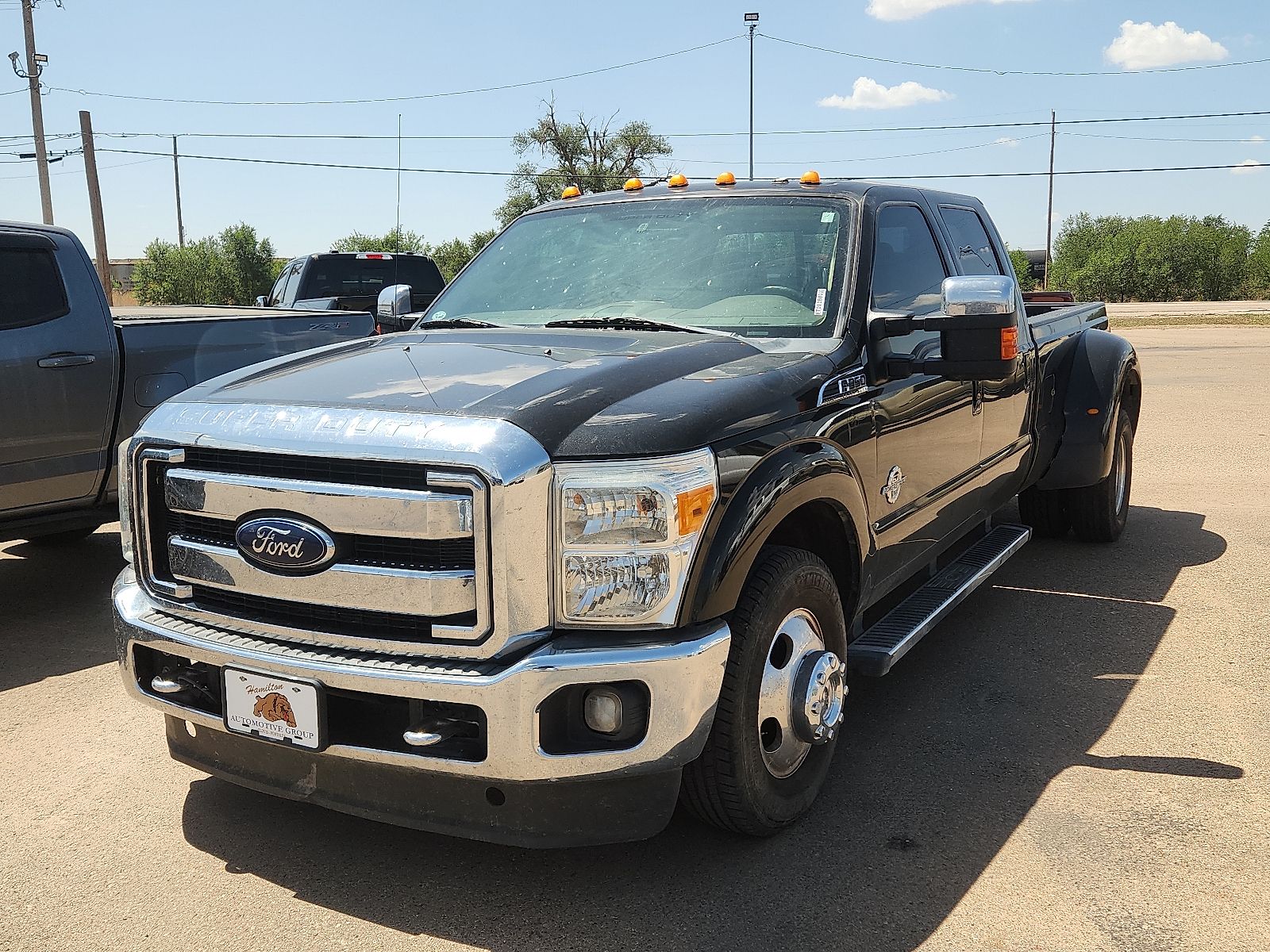 2014 Ford F-350 Super Duty Lariat Crew Cab LB   