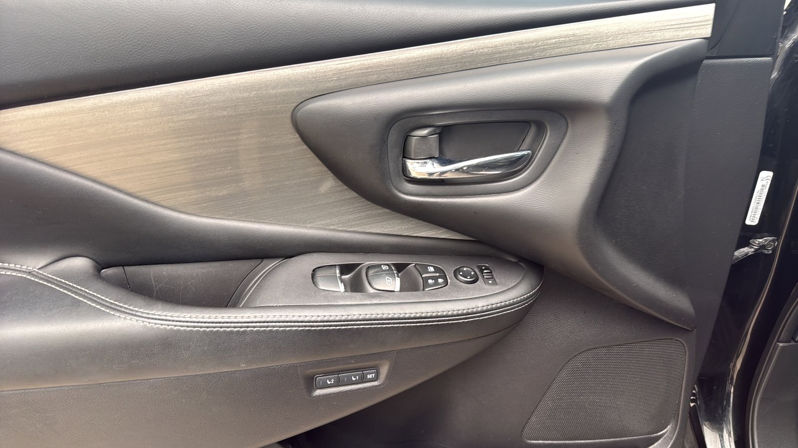 Used Car 2017 Nissan Murano  Platinum For Sale Under $12,000 In Austin, Texas