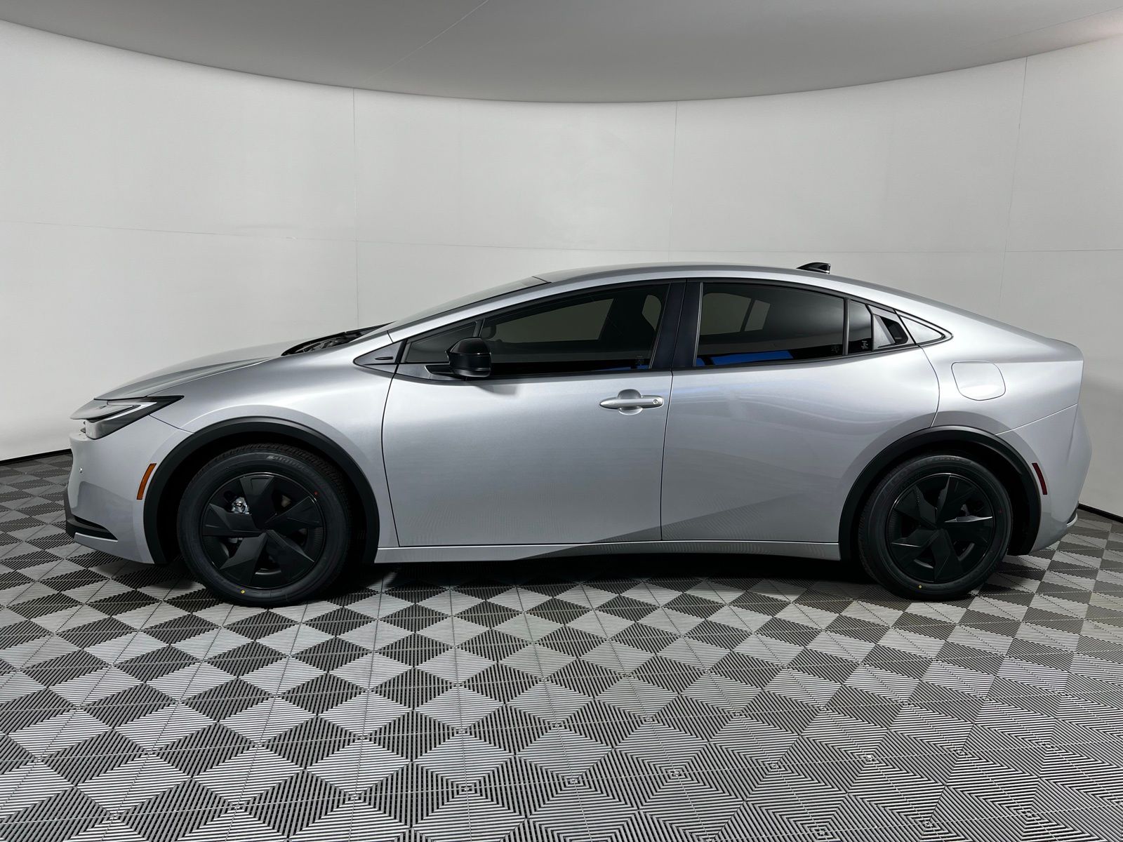 Thumbnail: 2026 Toyota Prius - 8