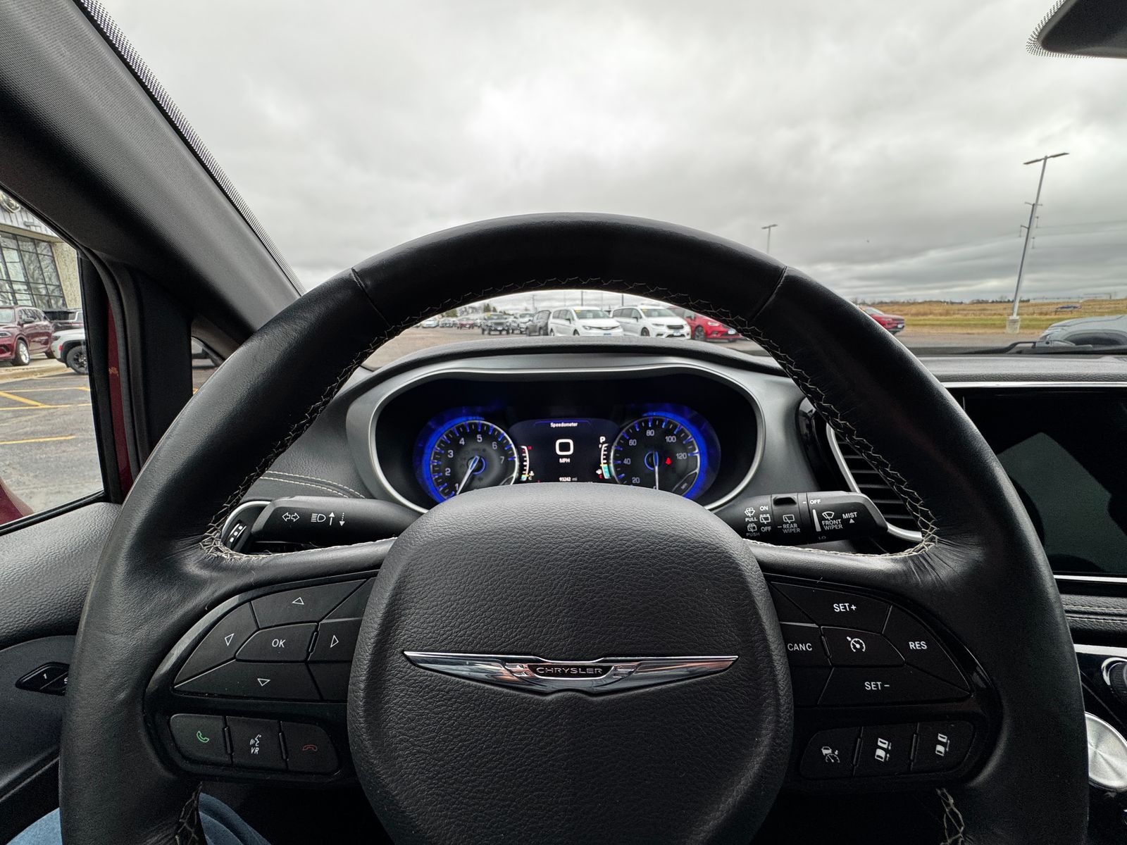 View vehicle photo 7