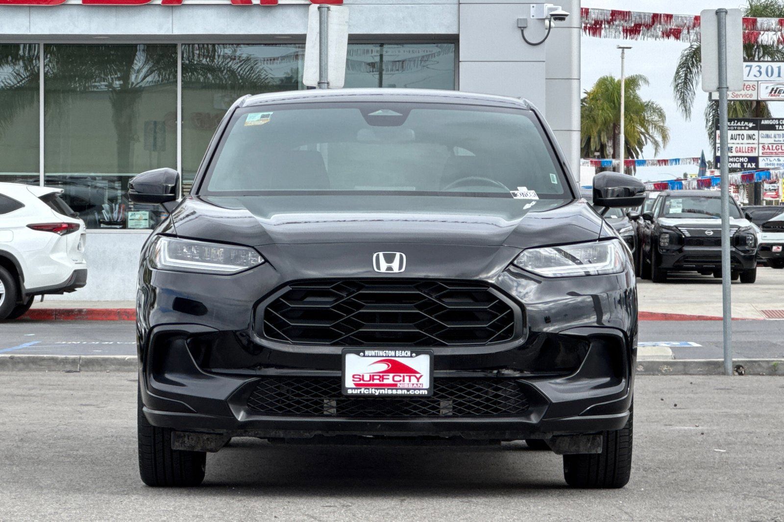 View vehicle photo 6