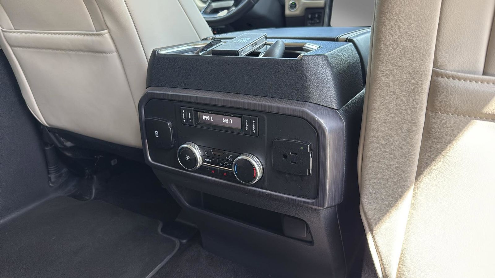 Used Car 2023 Ford Expedition Max  Platinum For Sale Under $60,000 In Austin, Texas