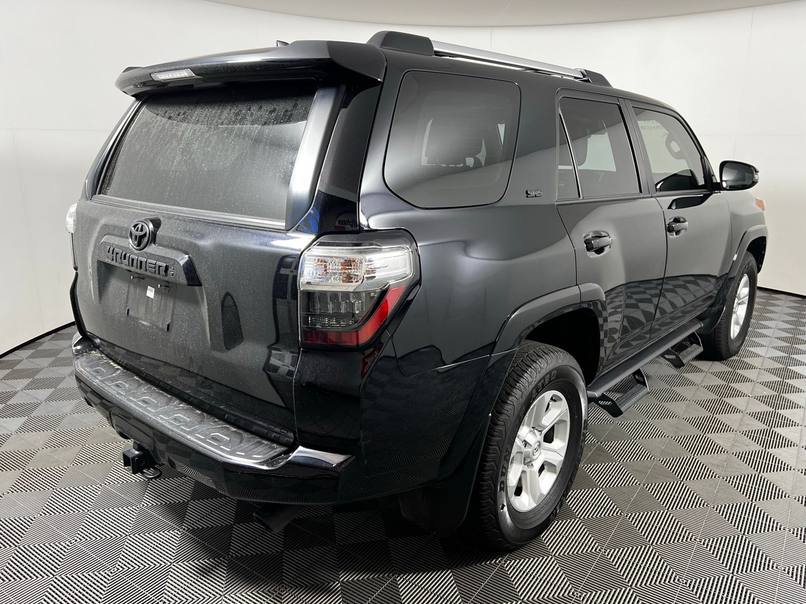 Thumbnail: 2023 Toyota 4Runner - 5