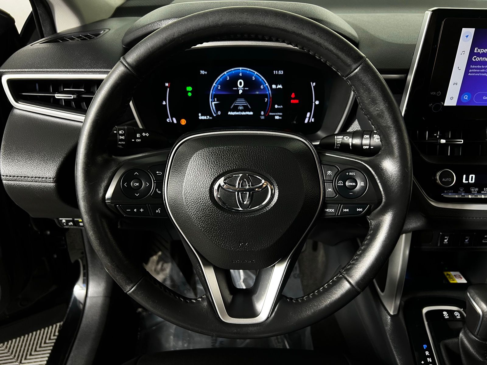 2023 Toyota Corolla Cross XLE 15