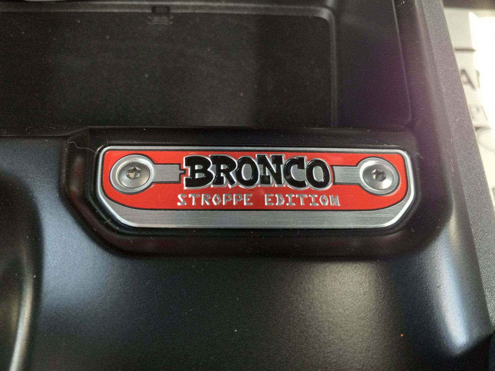 2025 Ford Bronco image 19
