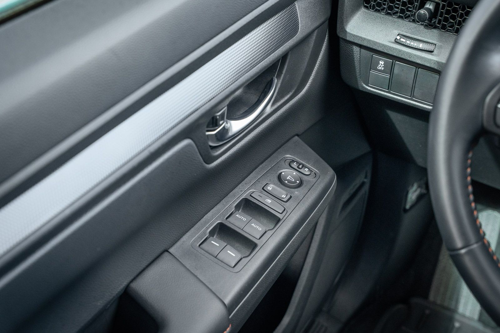 Used 2025 Honda CR-V Hybrid SUV