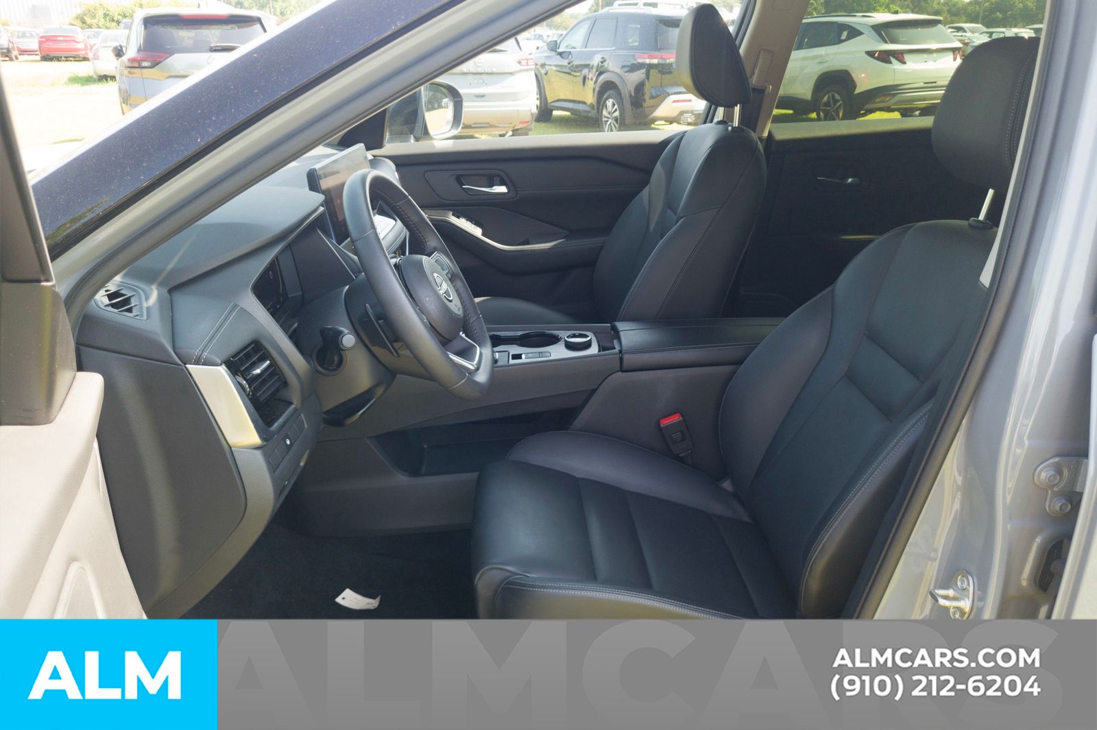 Used 2024 Boulder Gray Nissan SL image 7