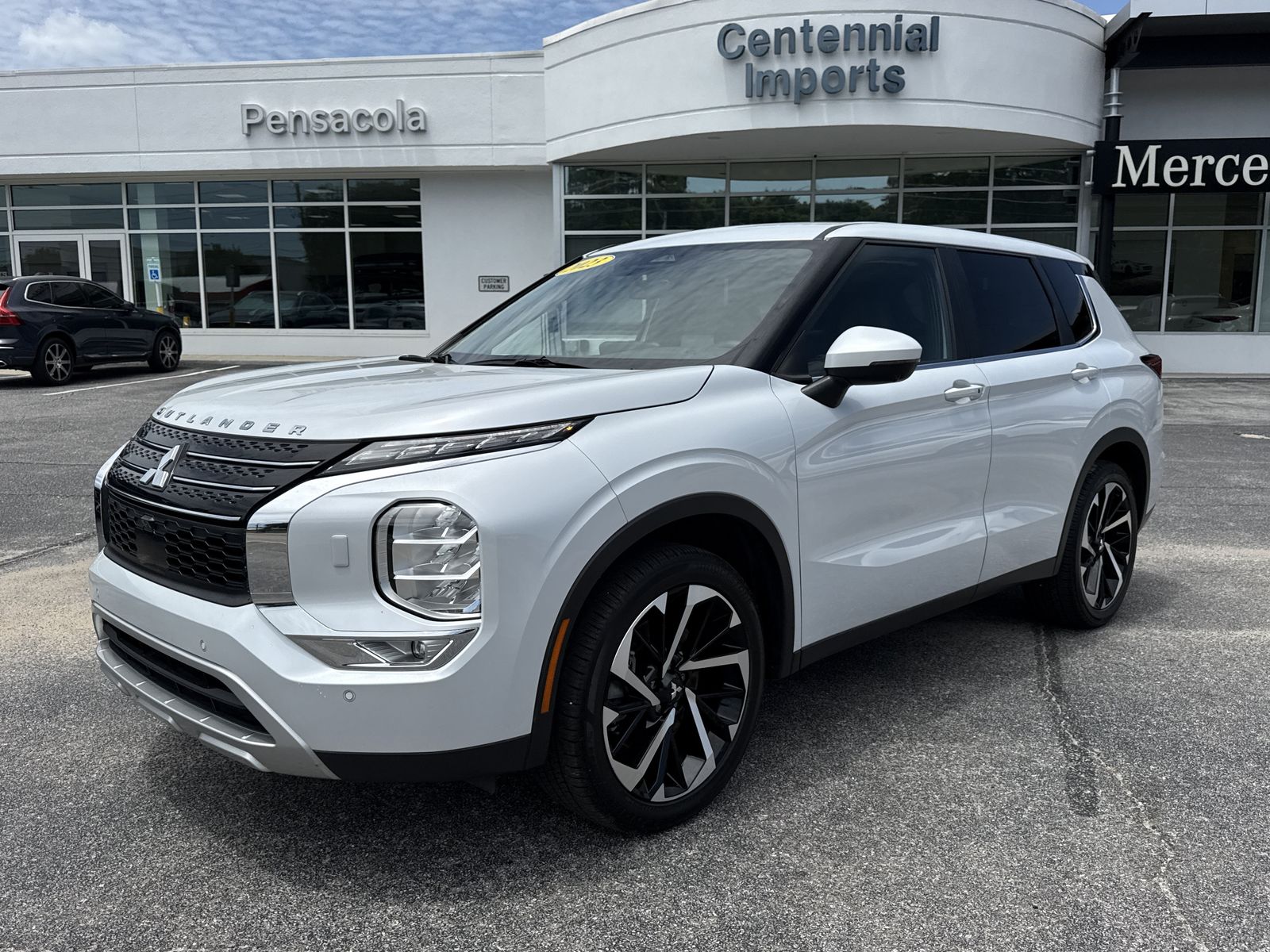 2023 Mitsubishi Outlander SE S-AWC