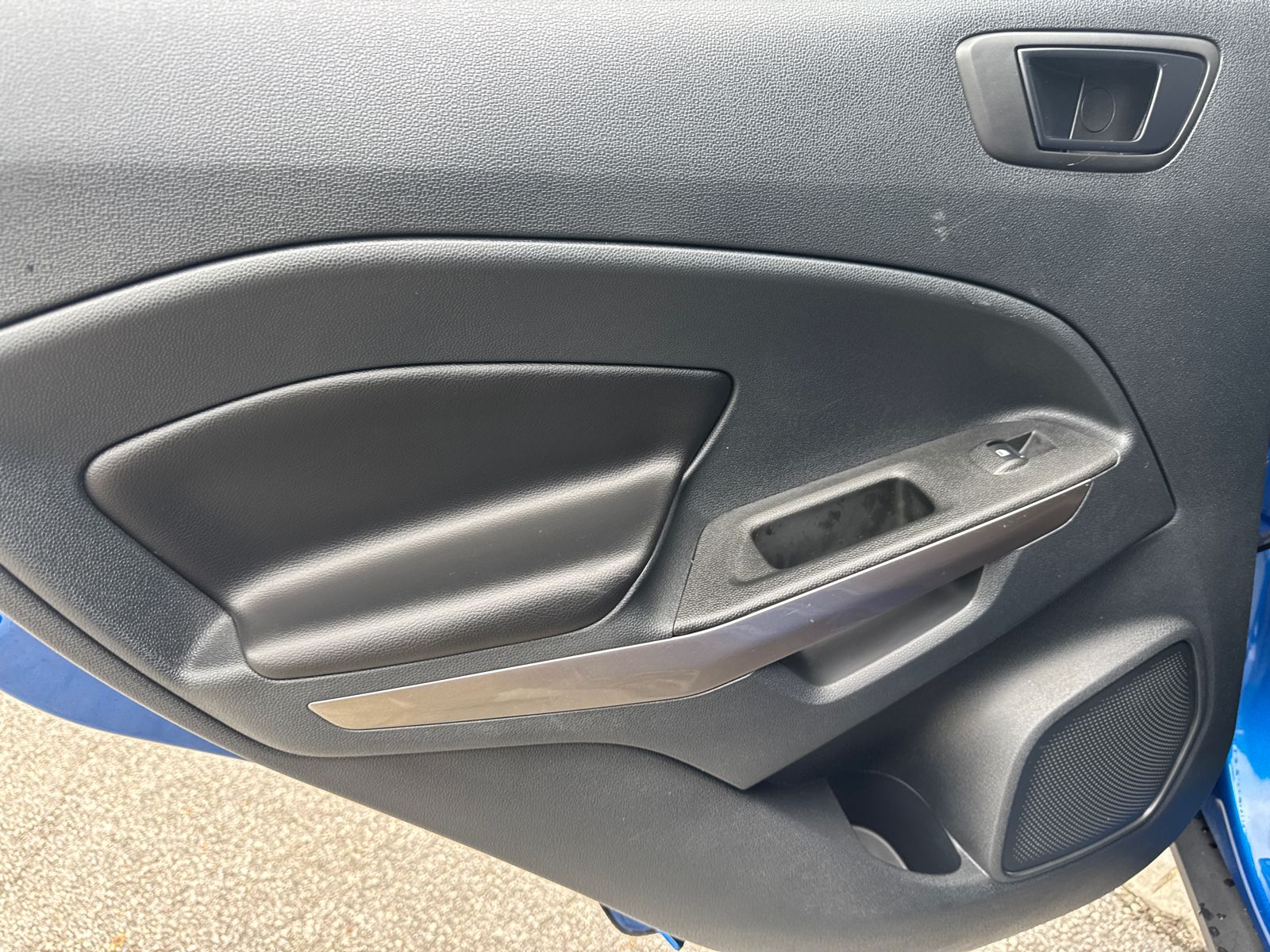 2019 Ford EcoSport SES photo 18