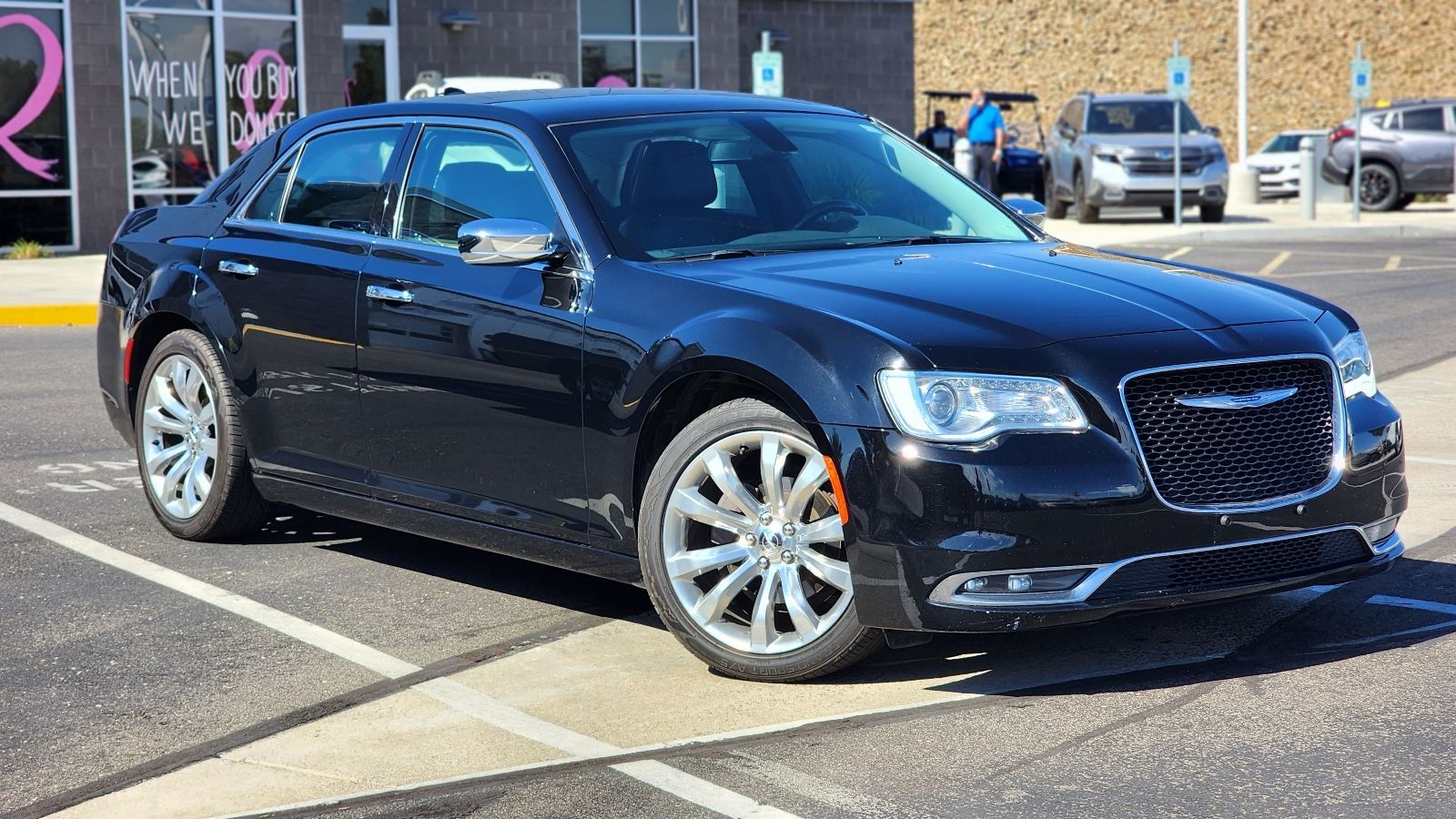 2018 Chrysler 300 Limited 3