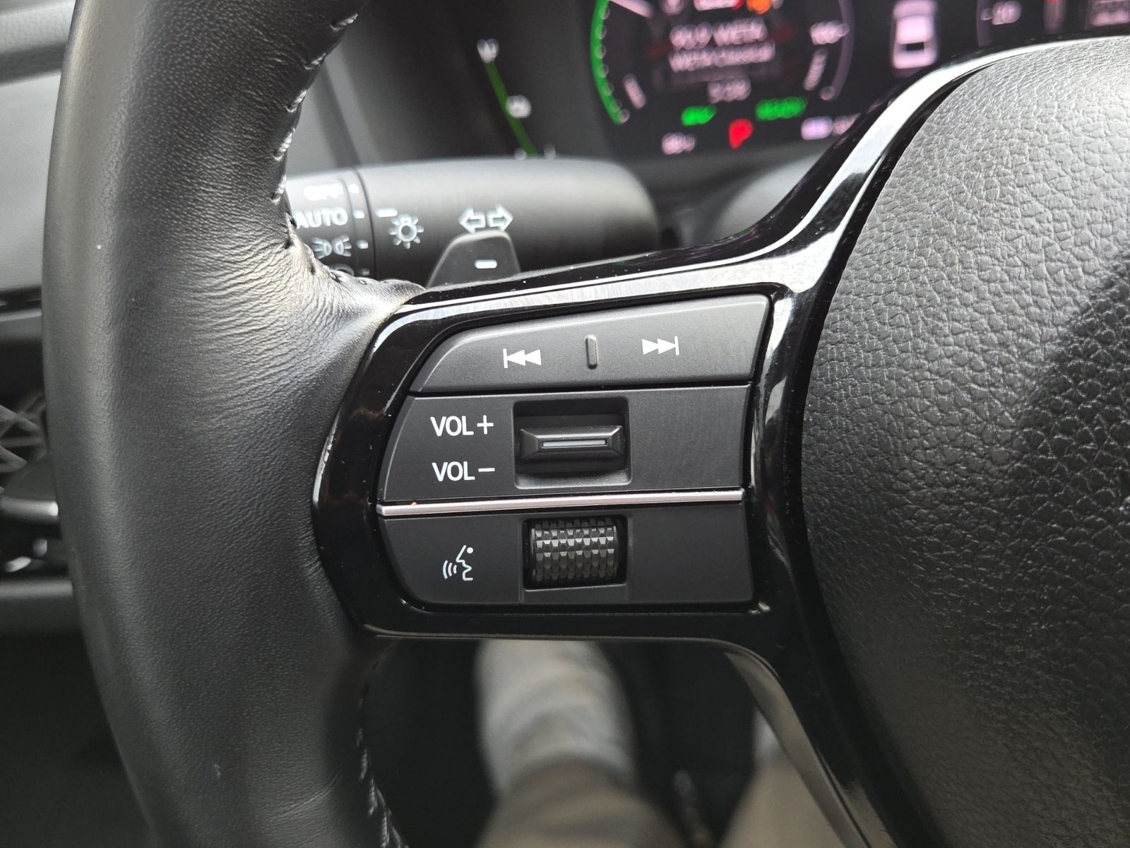 Used 2024  Honda Touring image 31