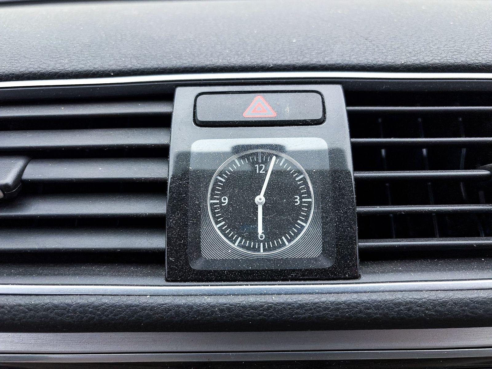 Used 2012 Volkswagen Passat SE with VIN 1VWBN7A3XCC051341 for sale in Scottsdale, AZ