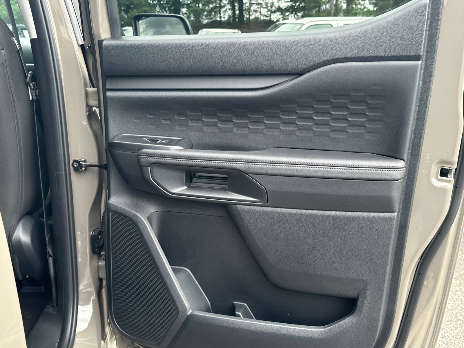New 2026 Marsh Gray Ford XLT image 17