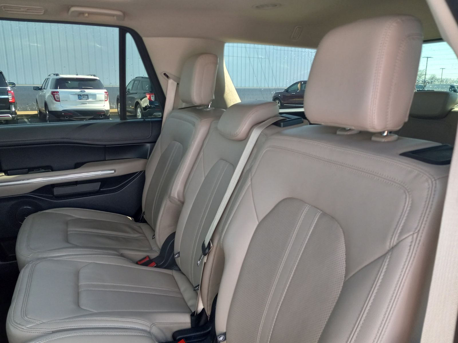 2024 Ford Expedition image 15