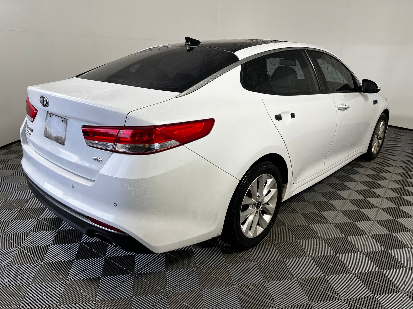 Thumbnail: 2016 Kia Optima - 5