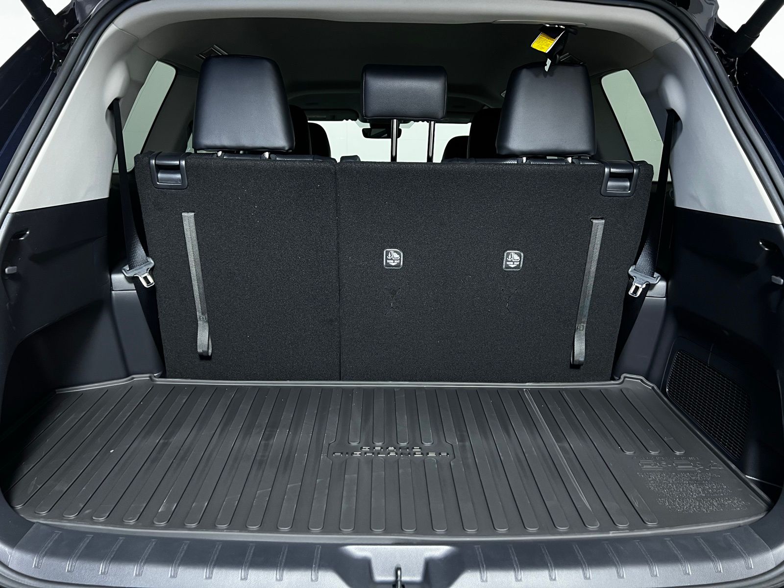 Thumbnail: 2026 Toyota Grand Highlander - 21