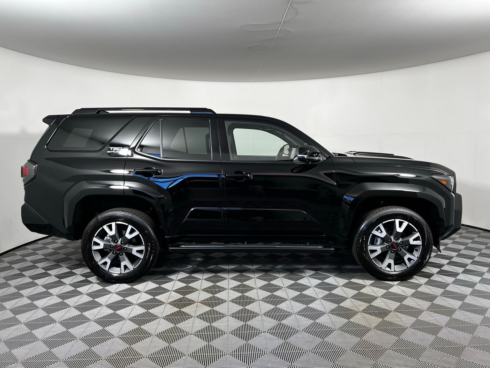 Thumbnail: 2025 Toyota 4Runner - 4