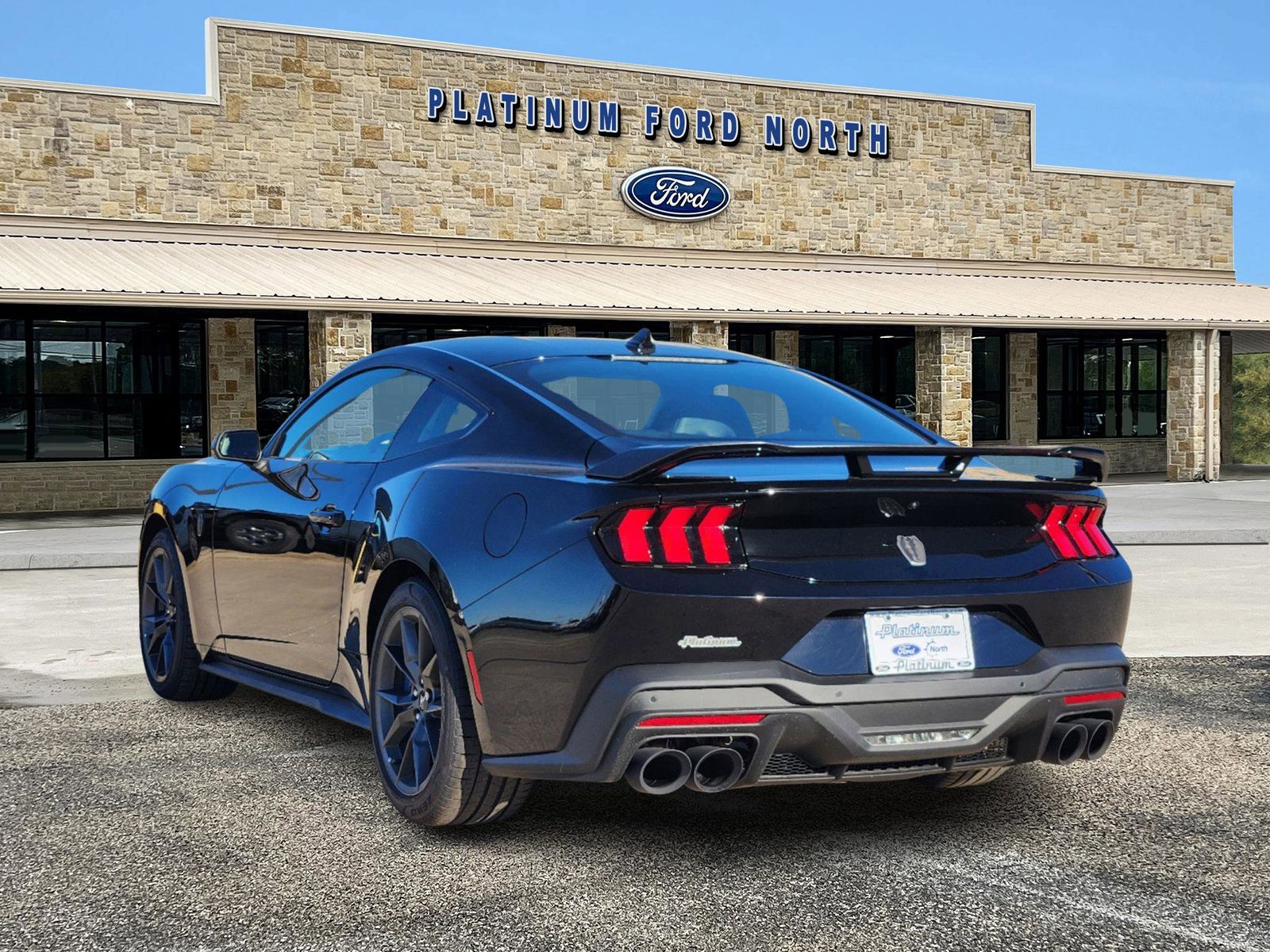 2024 Ford Mustang Dark Horse 4