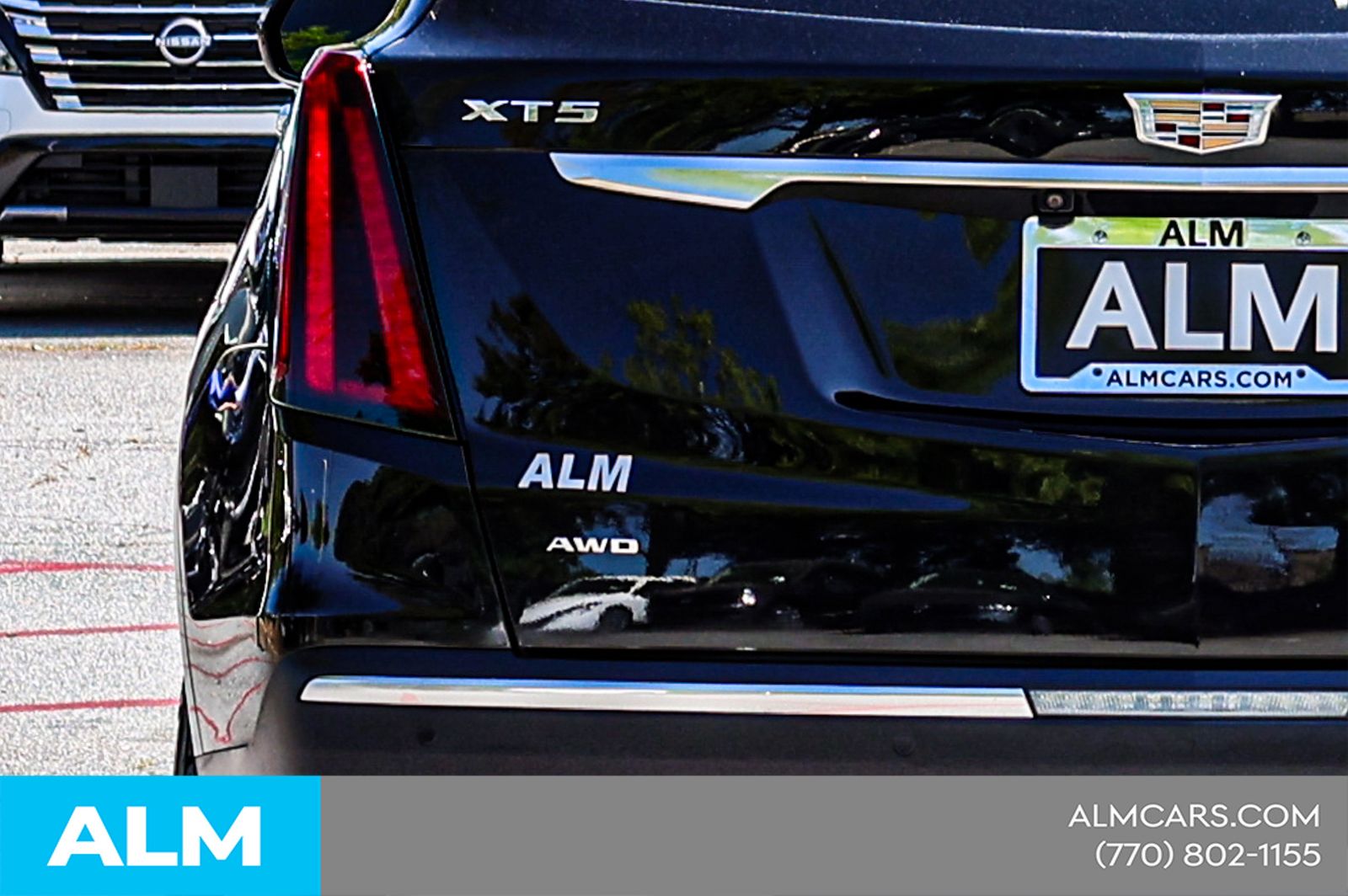 Used 2022  Cadillac Premium Luxury image 14