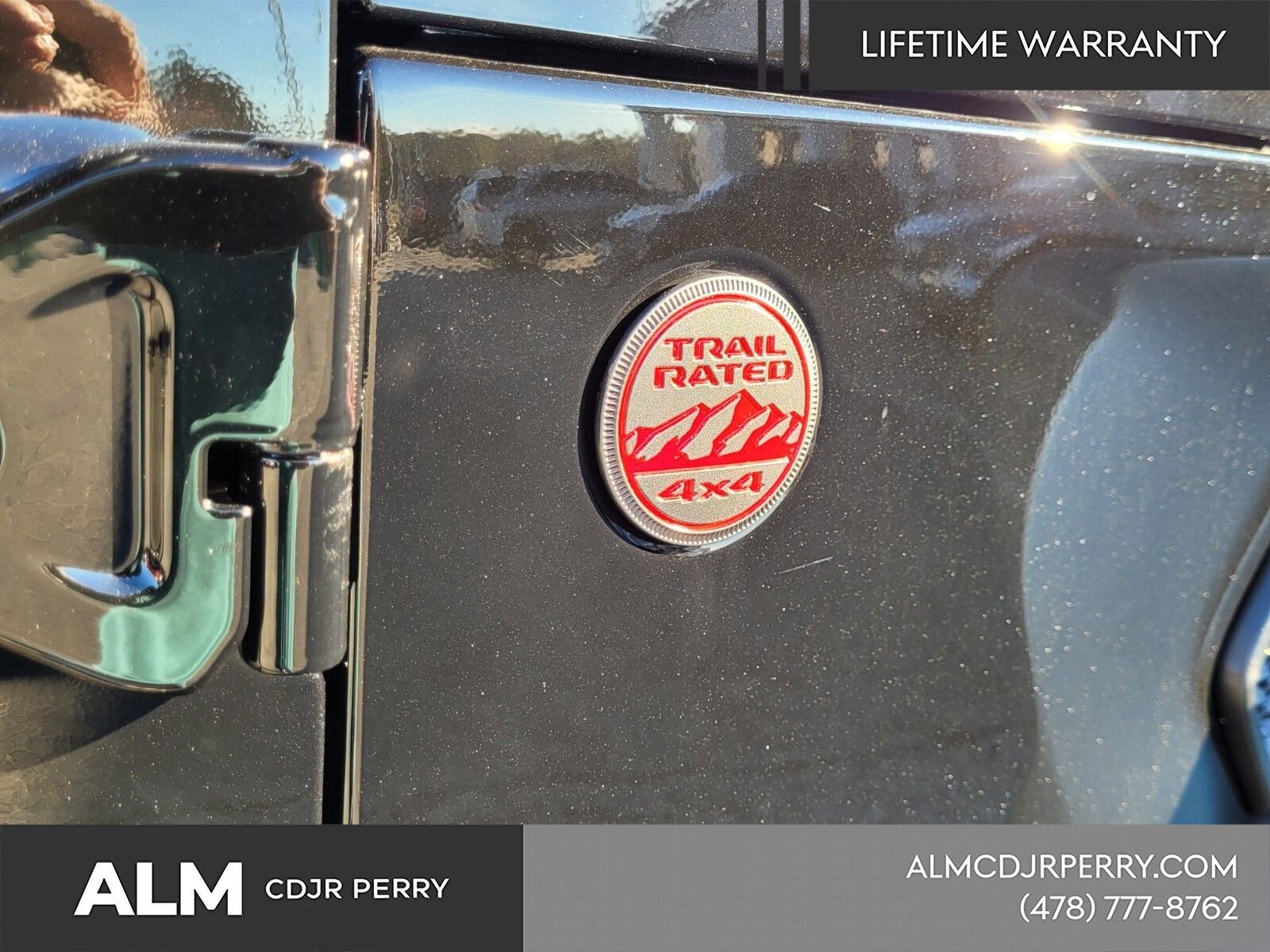 New 2026 Black Clear-Coat Exterior Paint Jeep Rubicon image 15