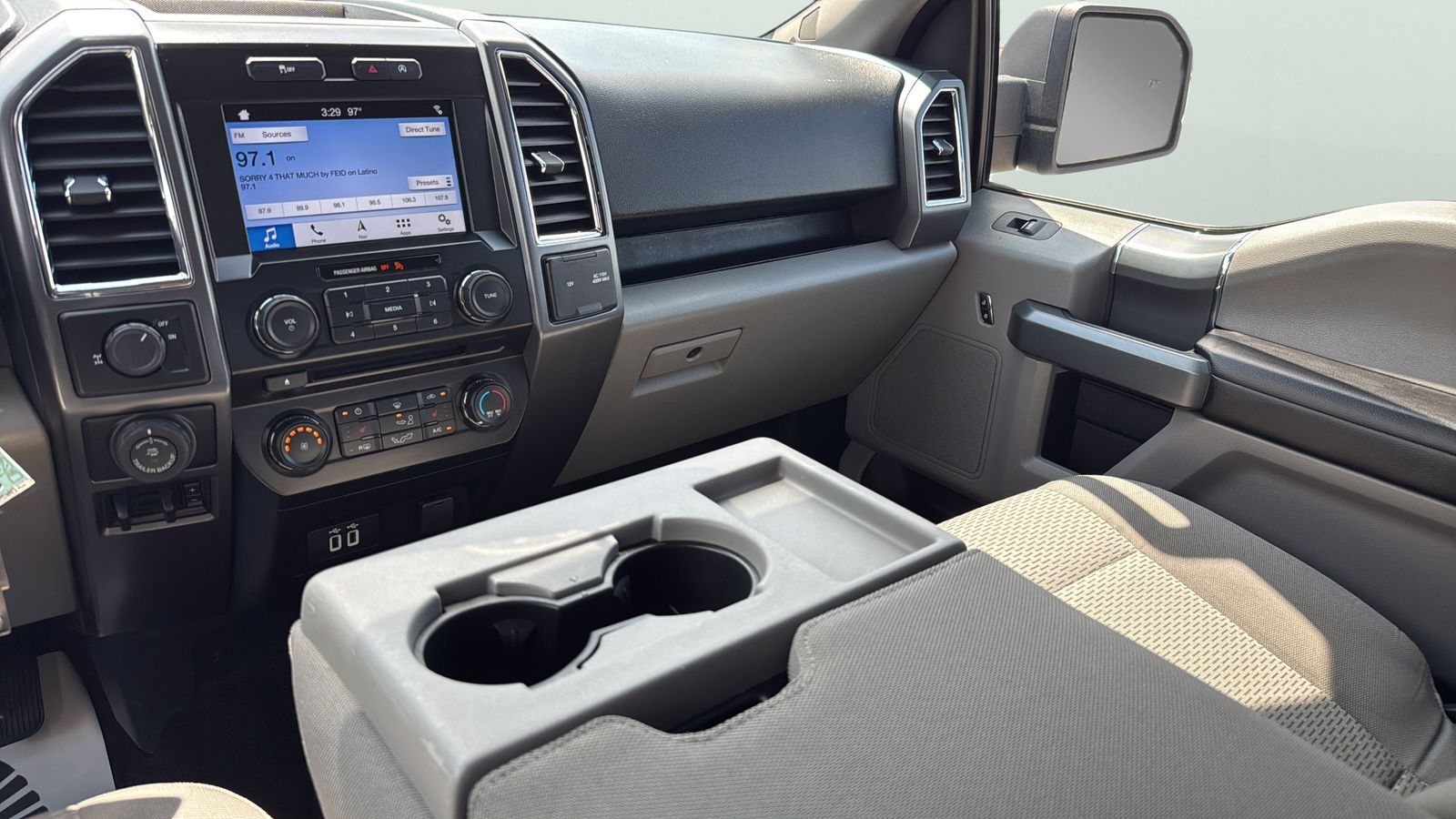 Used Car 2016 Ford F-150  Xlt For Sale Under $25,000 In Austin, Texas