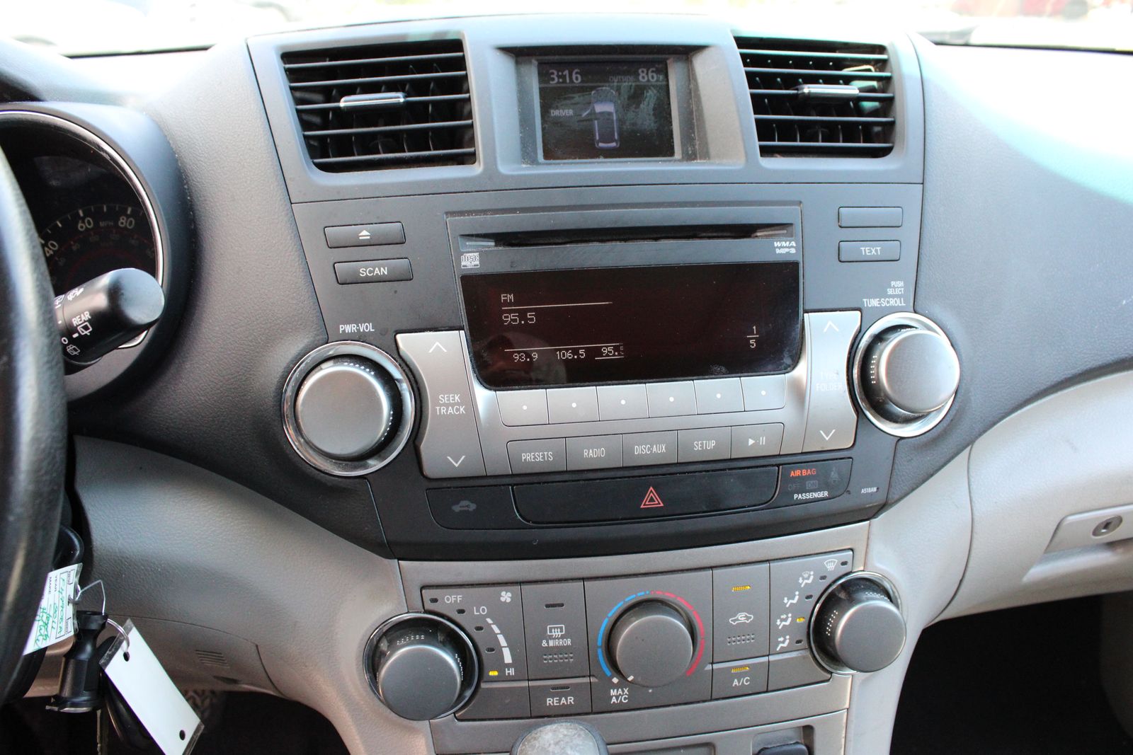 Used 2011 Gray Toyota SE image 18