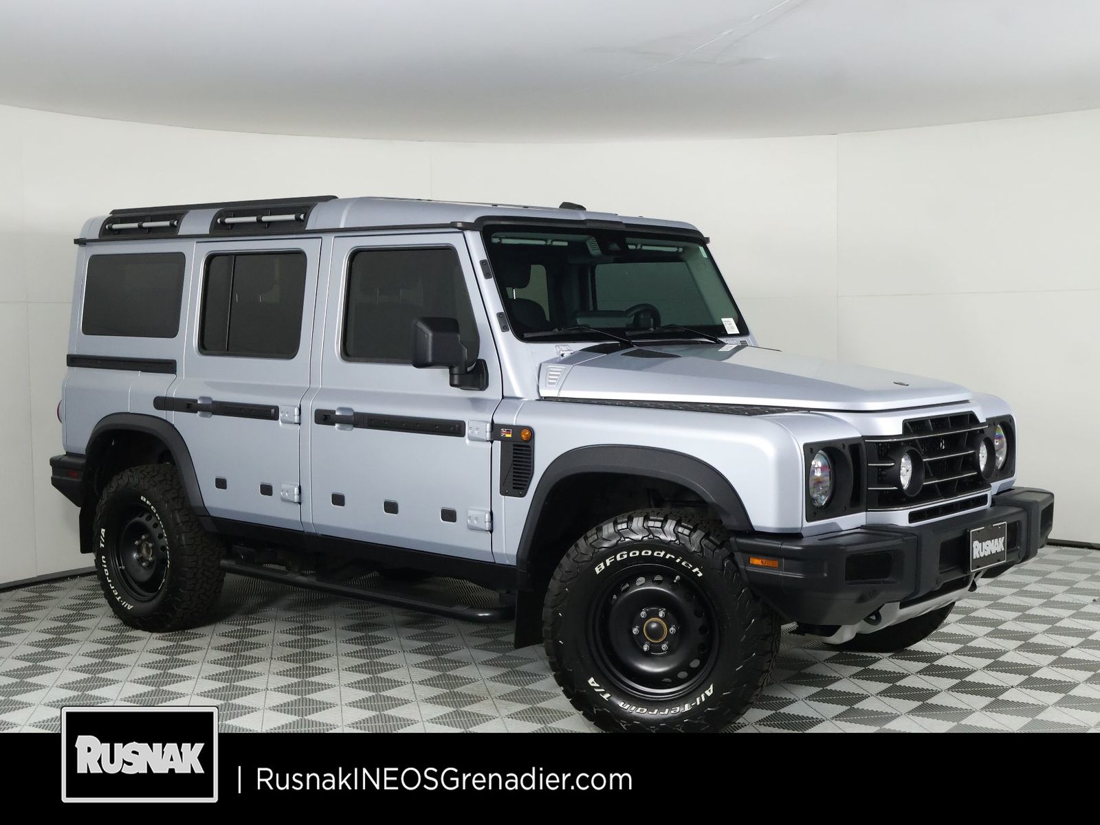 Sterling Silver Metallic 2024 Ineos Grenadier SUV / Crossover Four-Wheel Drive 8-Speed Automatic