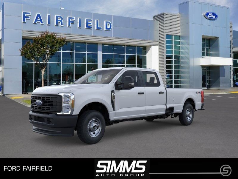 Oxford White 2026 Ford F-250 Super Duty XL Crew Cab 4WD Pickup Truck Four-Wheel Drive Automatic