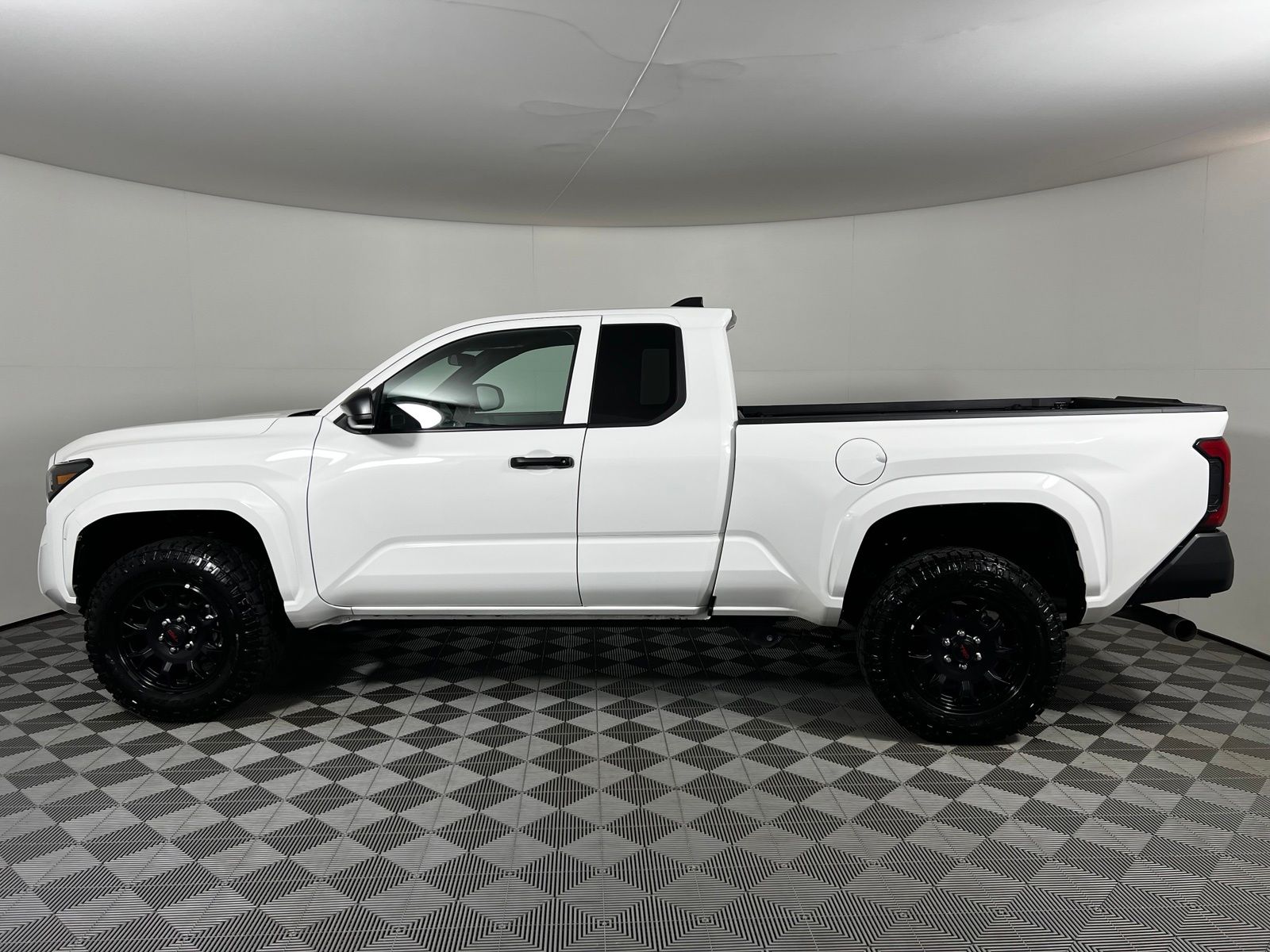Thumbnail: 2025 Toyota Tacoma - 8