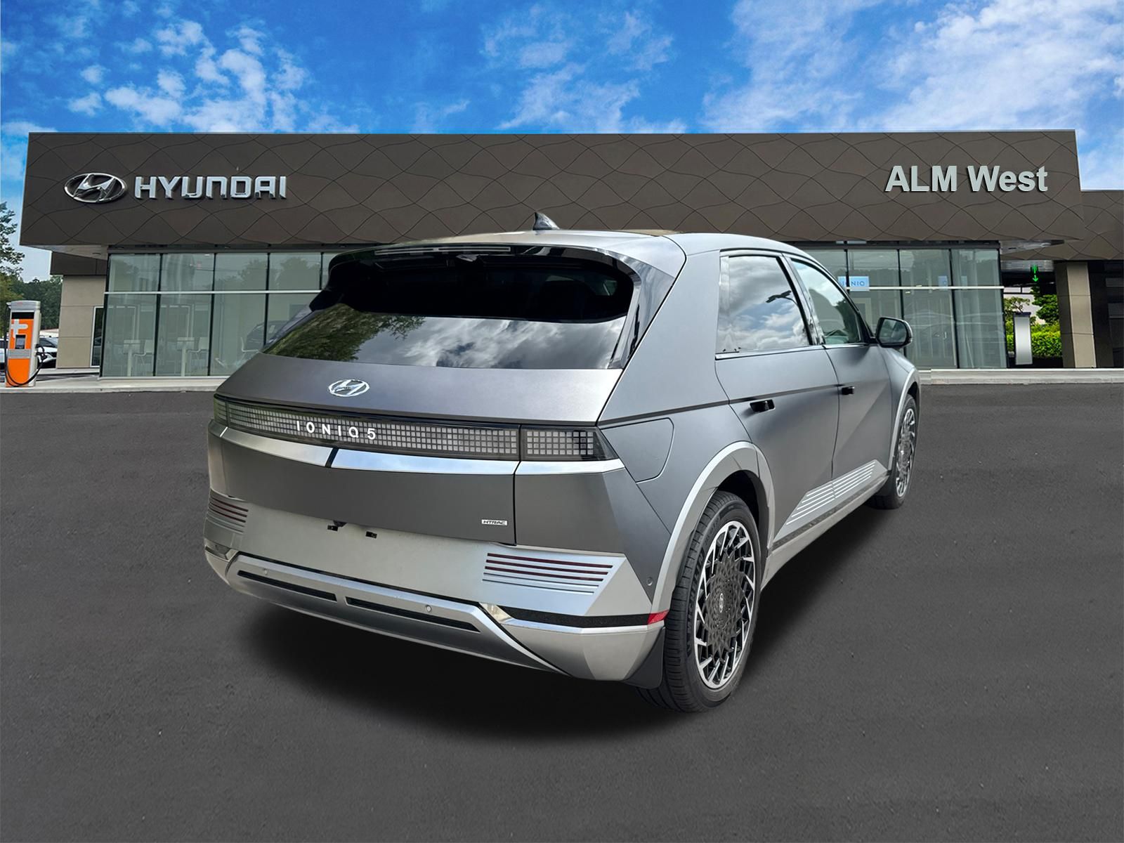 Used 2024 Gray Hyundai Limited image 5