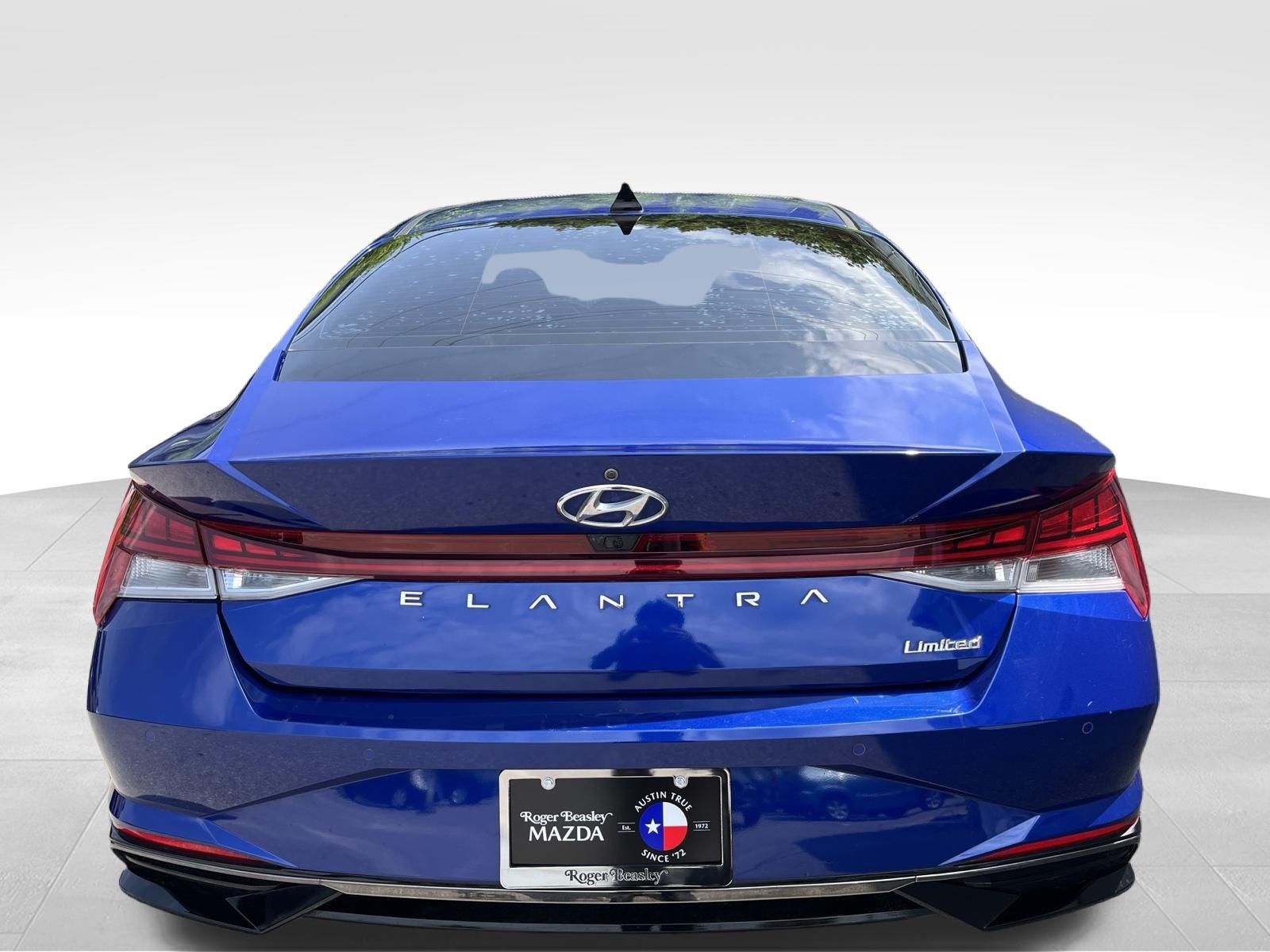 Used Car 2021 Hyundai Elantra  Limited For Sale Under $20,000 In Austin, Texas