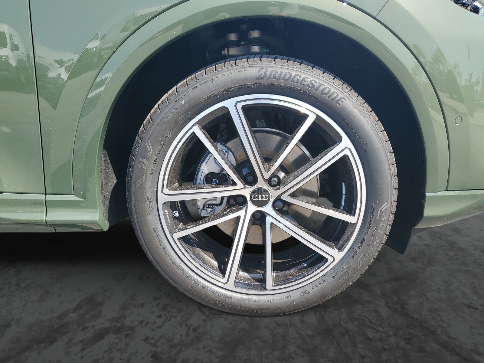 Vehicle photo