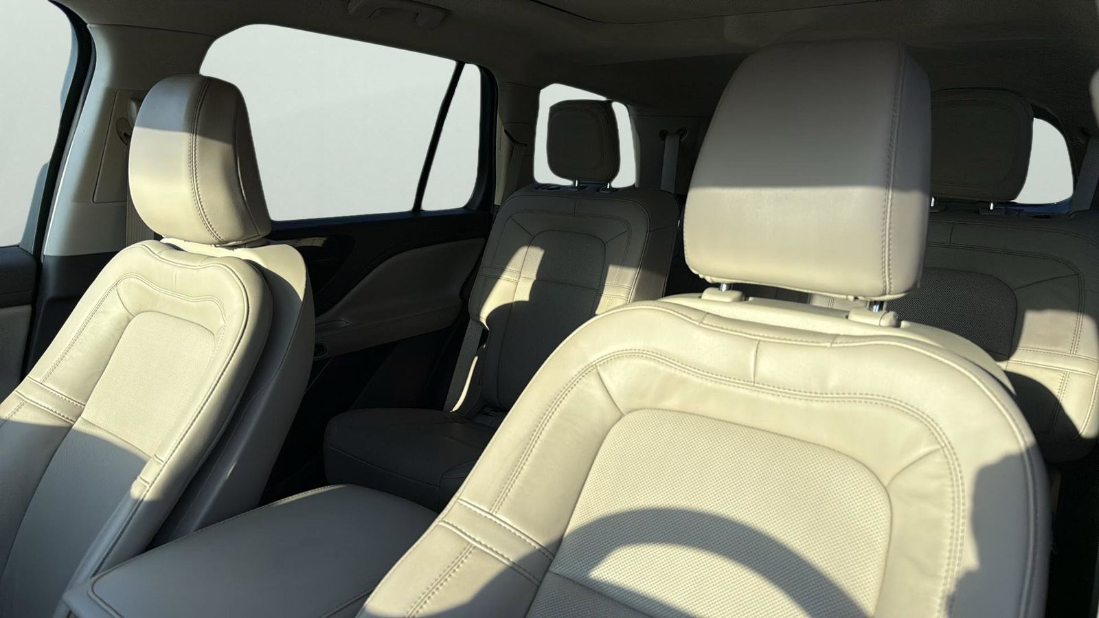 Used Car 2023 Lincoln Aviator  Reserve For Sale Under $50,000 In Austin, Texas