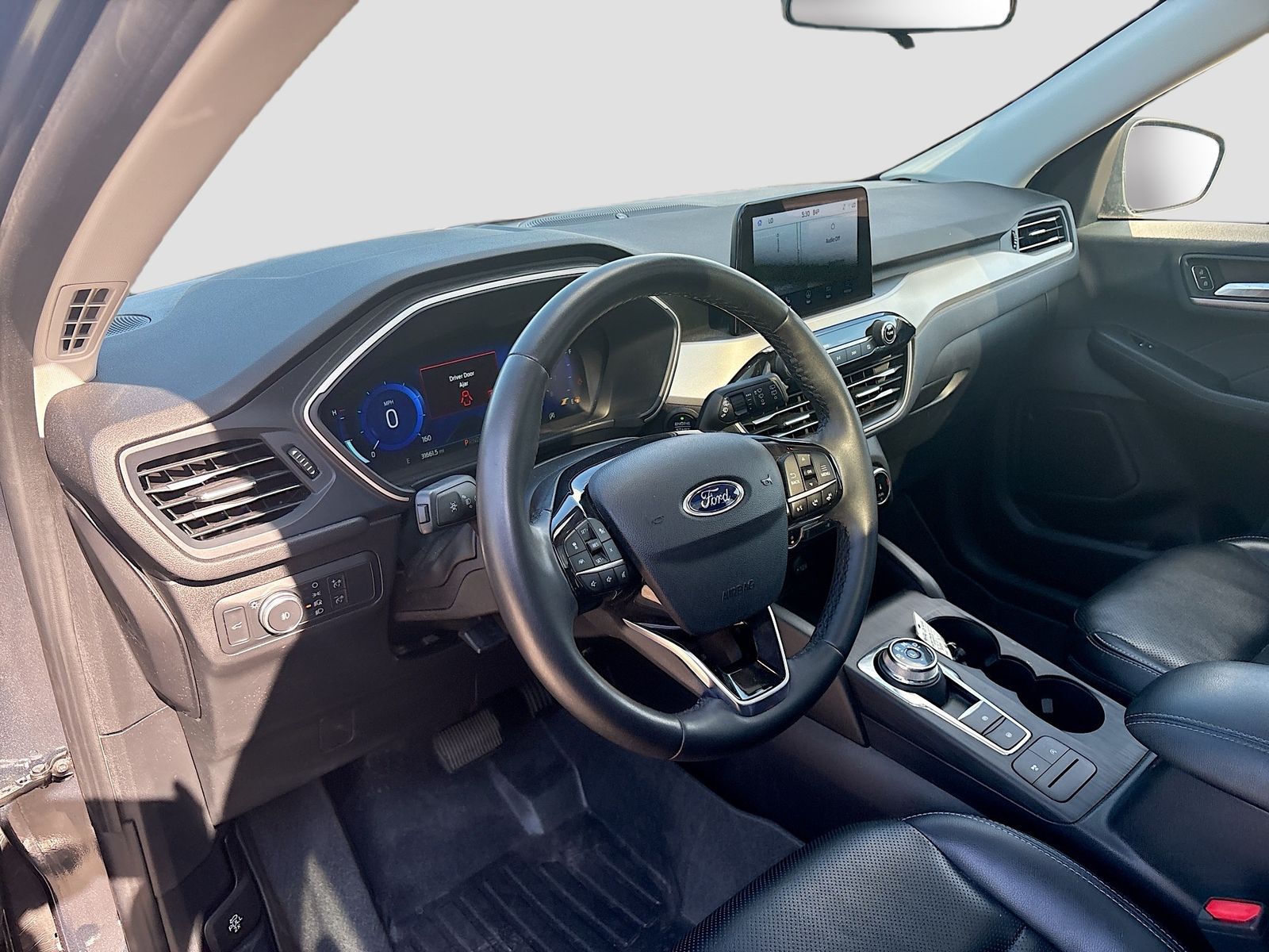 Used 2022 Blue Ford SEL image 9
