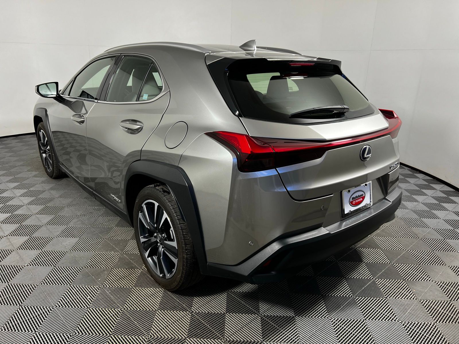 Thumbnail: 2021 Lexus UX - 7