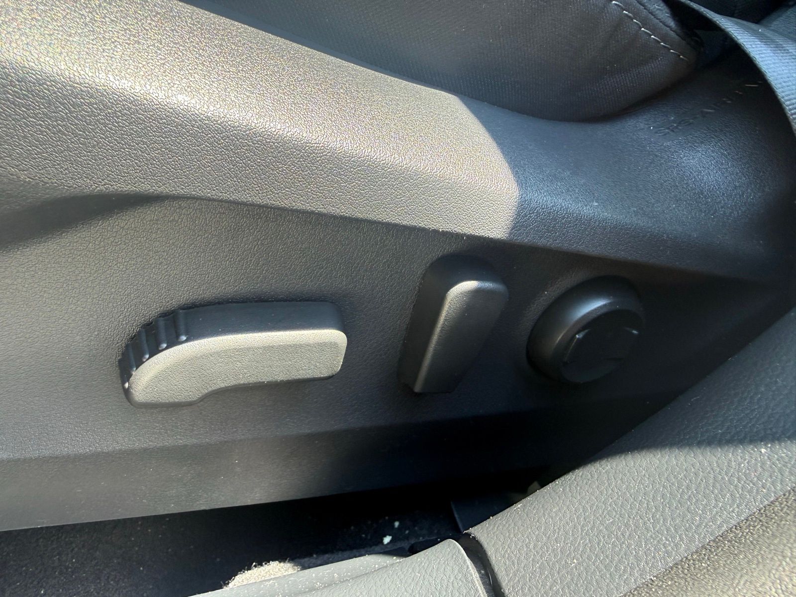 Used 2025 Silver Subaru Premium image 24